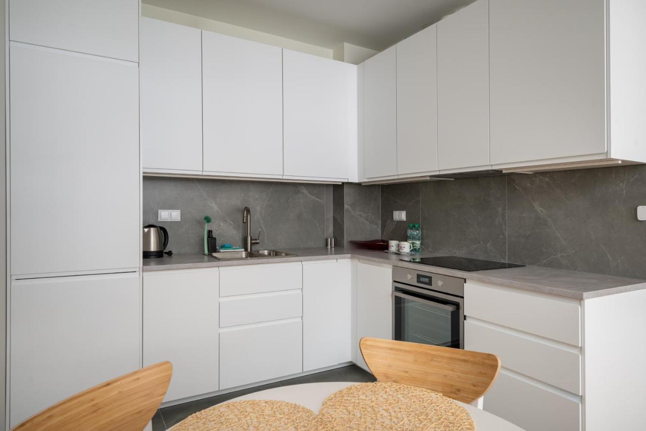 Wola Nakielska Comfort Apartment وارسو المظهر الخارجي الصورة